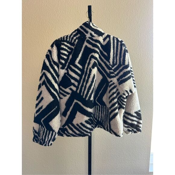 Elan Ember Sherpa Coat in Black and Beige Size S - Picture 7 of 11